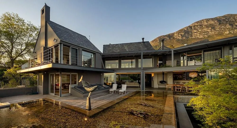 Spanish Farm Guest Lodge And Villas Affittacamere