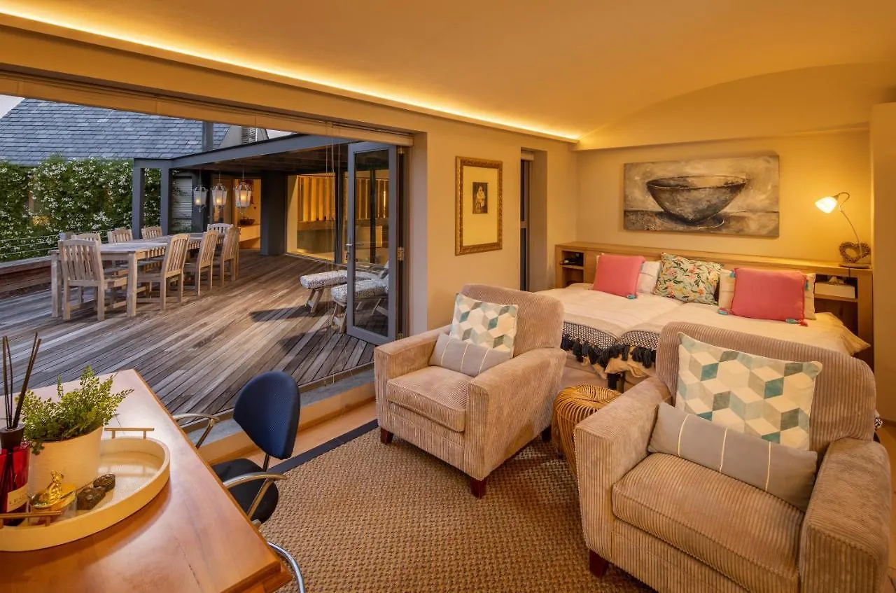 Spanish Farm Guest Lodge And Villas
