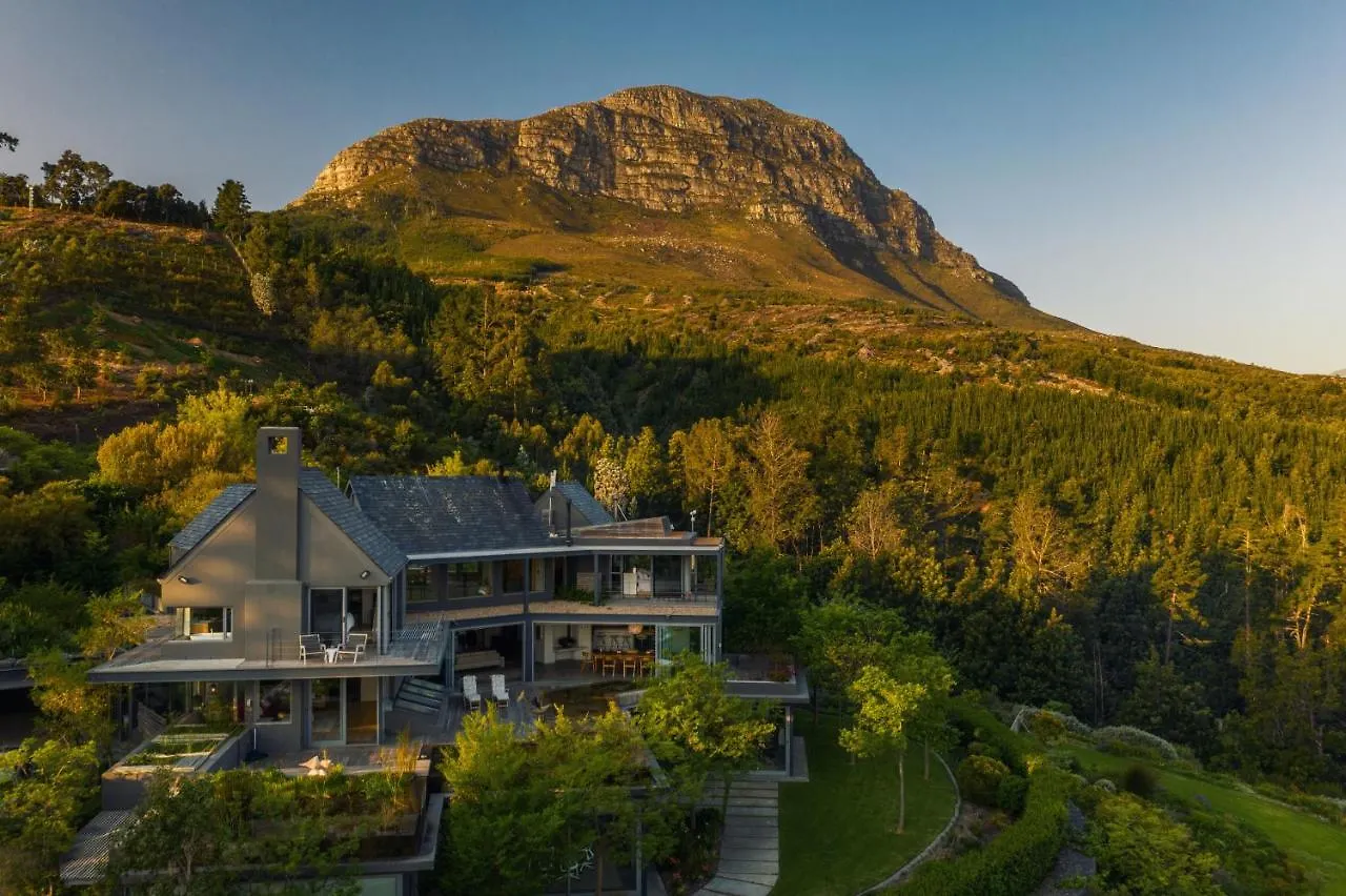 Spanish Farm Guest Lodge And Villas 4*, Somerset West
