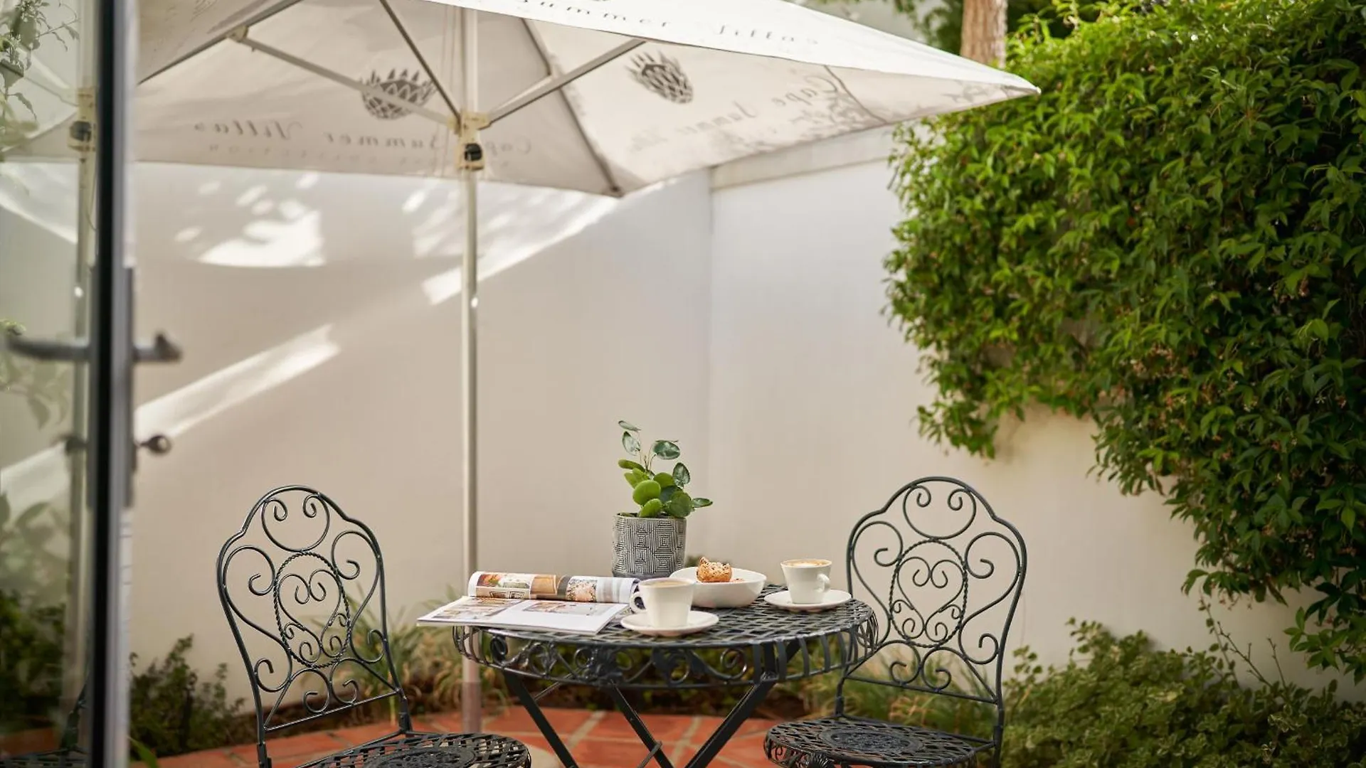 Spanish Farm Guest Lodge And Villas